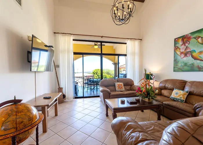 Sunrise 4-beautiful 3br Penthouse *